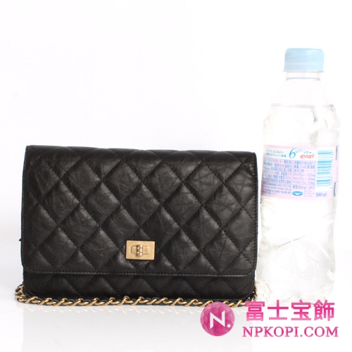 シャネル CHANEL 2.55シリーズ マトラッセライン アンティークレザー ショルダーバッグ ブラック＆ゴールド A35301KKKKA 【2012年春夏新作】